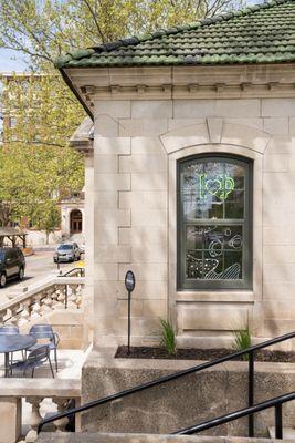 When the green neon signs are on, that means their coffee is freshly brewed and ready to go.