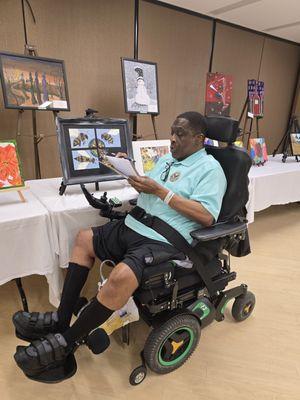 B ot to Elijah! Got a free haircut from West Park Barber school. @westparkbarberschool.com. Kudos!!!