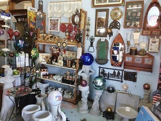 Home, Garden and Gift Store