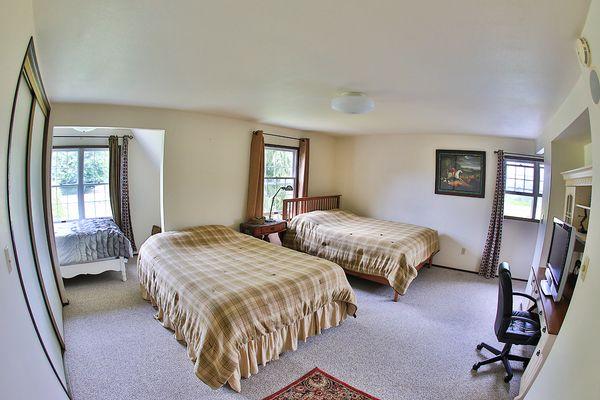 Equestrian Room, Sleeps 5