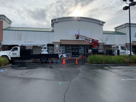 Installation of a Tilly's