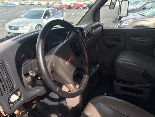 the old gmc is heading done the road to a new owner. Les and Briar gave me another fabulous deal. Loving my GLADIATOR!!