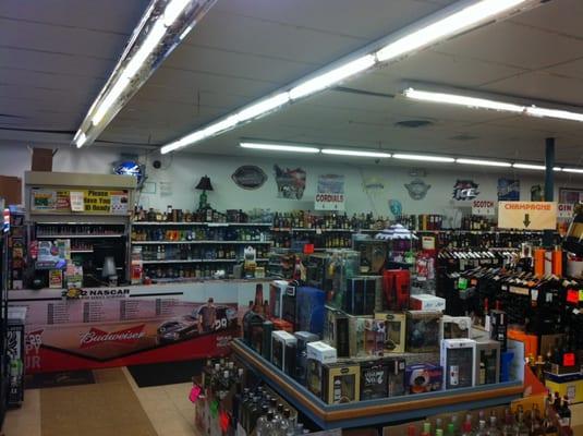 Boston Turnpike Wine & Spirits