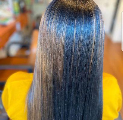 Burgeon5 Hair Extension Technician