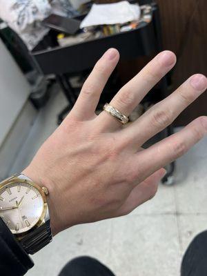 DJ's Gems and Jewelry