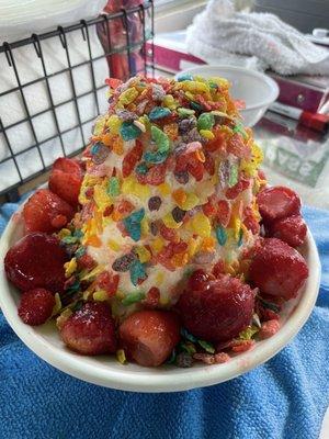 Over the rainbow shave ice!! So good! Shave ice with the fresh fruit is a GAME CHANGER!!