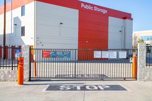 Public Storage