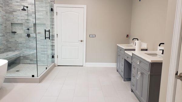 My bathroom remodeled by The Bee Renovation