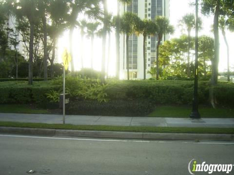 Brickell Ave Dentist