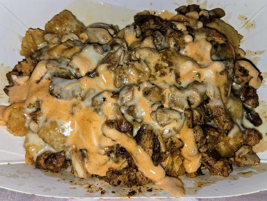 Loaded Tots w/ chicken