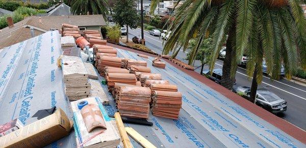 Al's Roofing & Gutters