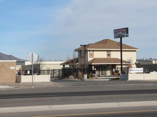 Pack-It Stor-It Park-It Mini Storage