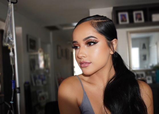 Becky G IV+ GLAM