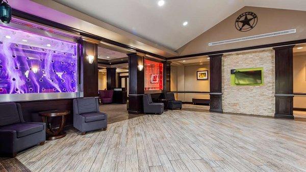 Lobby & Reception Area