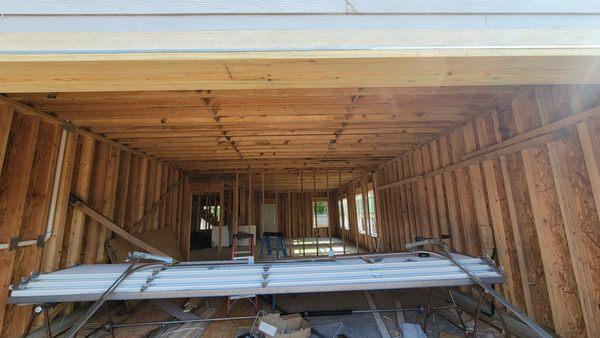 Orlando's Garage Doors