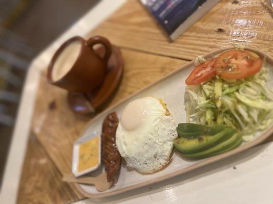Ecuadorian Benedict and Ecuadorian drip coffee