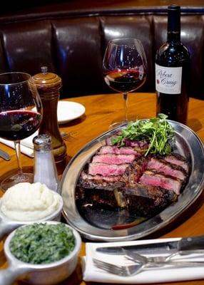 Knickerbocker Bar & Grill