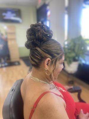 Pretty Salon & Barbershop