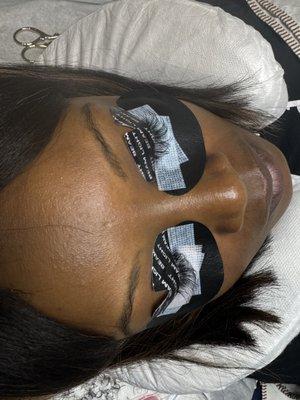 LED LASHES
This is 5 weeks retention.