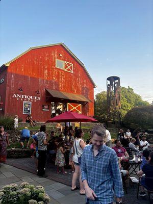 Antiques Barn