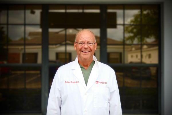 Founding Physician Dr. Richard Bragg