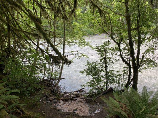 This is a nice little place to rest