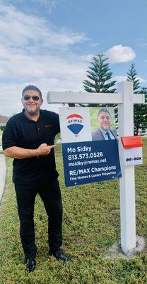 Sell your home with Mo!
Mo Sidky
REALTOR® | RE/MAX Champions
Top Zillow Premier Agent
C:813-573-0526
E:Msidky@remax.net