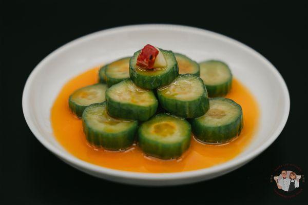 Cucumber Salad. 辣味小黃瓜
