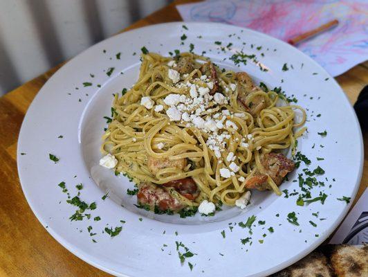 Shrimp pesto linguine
