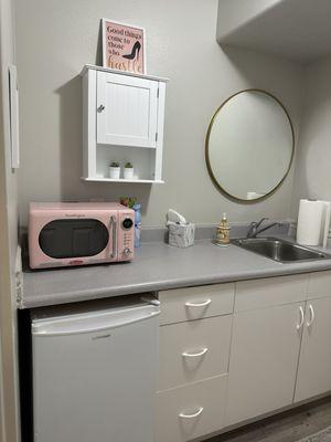 Forever Young Aesthetic Injections