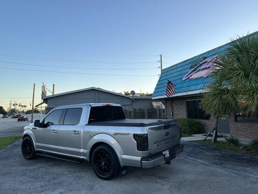 California Custom Sport Trucks