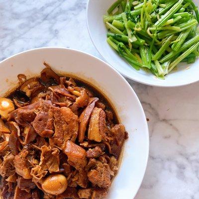 Braised Pork Belly with Preserved Bamboo Shoot