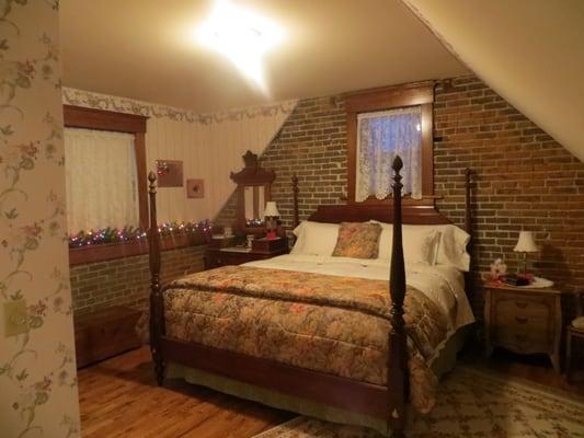 Belmont Hill Victorian Bed & Breakfast