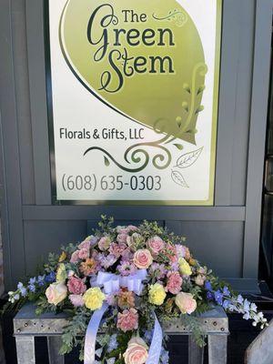 MacKenzie Corners Floral & Gifts