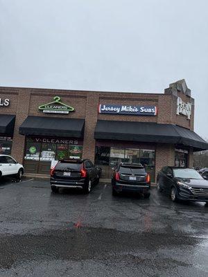 V Cleaners & Alterations