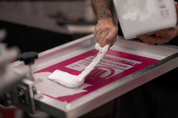 A clean layer of Ink for a whole batch of shirts.