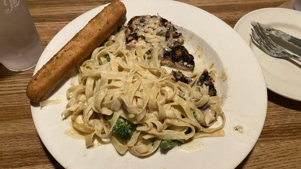 Gooeeey noodles with charred chicken