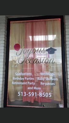 We do baby showers birthday parties re-passes we also will decorate for you we have Throne Chairs you name it we can do it