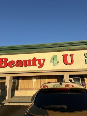 Beauty 4 U