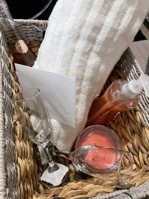 Receive a welcome basket with your new home.