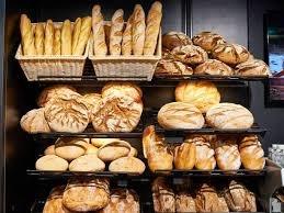 Young Bread Salon