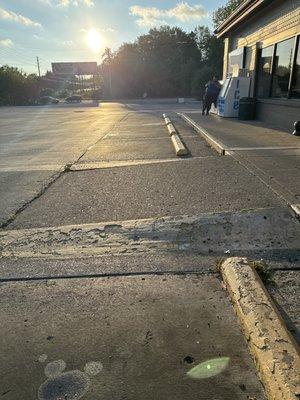 5601 Guion rd. They don't do no work there . This place is always closed , doors locked with employees standing outside or in bathroom. Smh