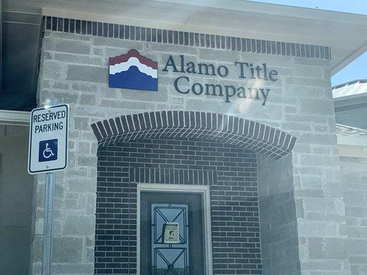 Alamo Title Company - Arlington