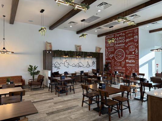 Mecatos Bakery & Café