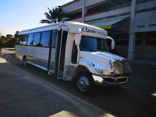 Chartered Bus/ Classic Florida Tours