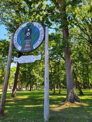 Beautiful day for a walk through the park :) This park has a cool train ride as well