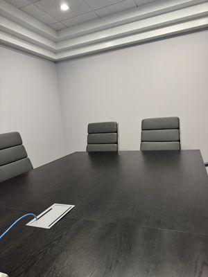 Top notch White Shoe Professional Attorney consultation who opinion of law is clear and concise.