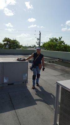 Repair Rooftop AC units