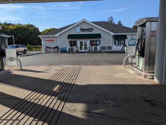 Garrett's Family Market, Randolph