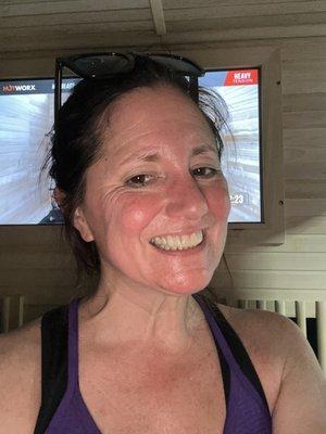 On the hot blast sauna, 15 minutes and hour done! The sauna feels amazing!